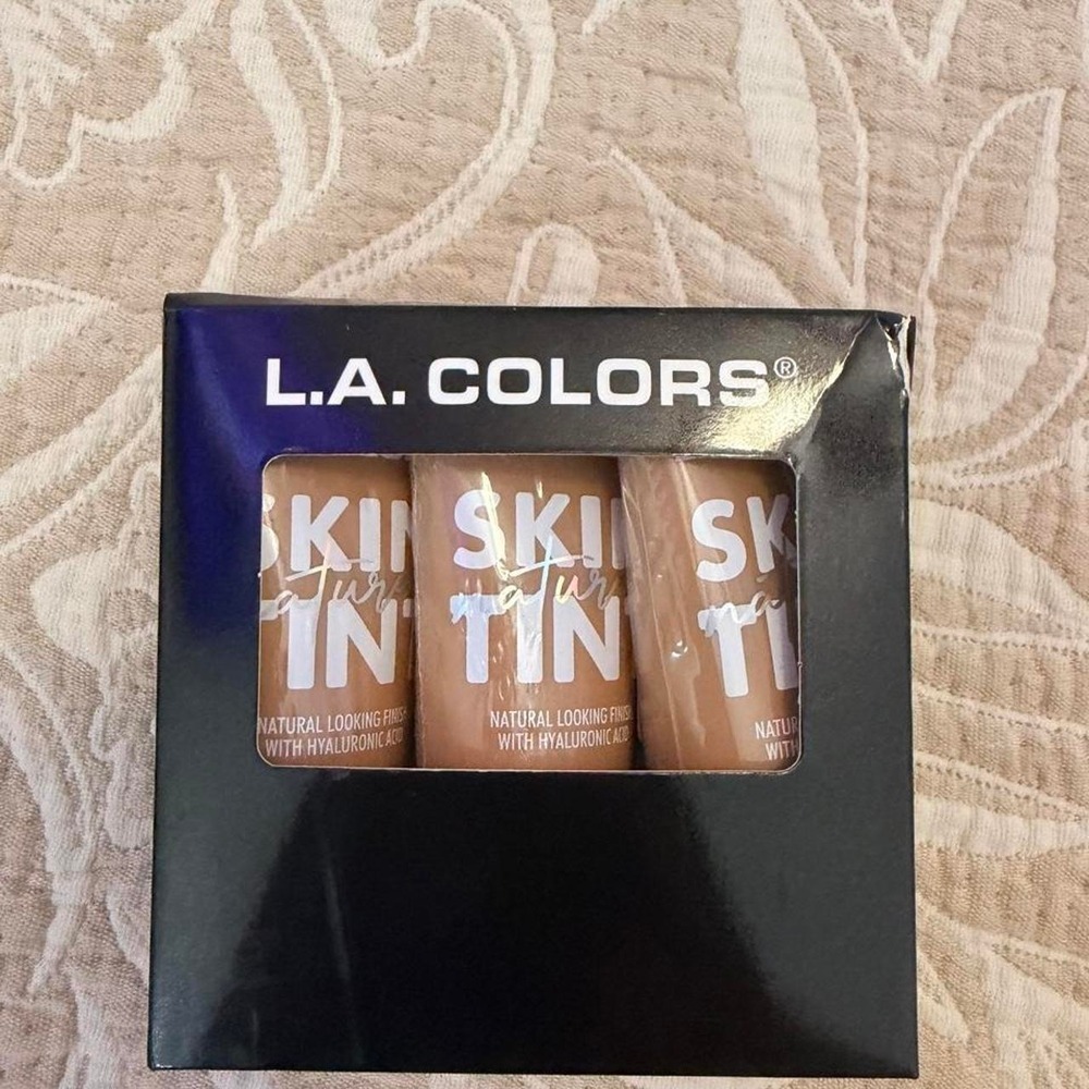 L.A. Colors Skin Tint Bundle 3 Pack Natural Finish Hyaluronic Acid Tan Brown
